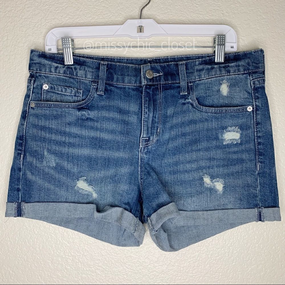 Old Navy Size 10 Distressed Women’s Boyfriend Shorts